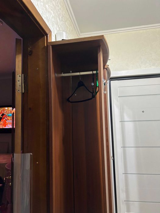 Продам  прихожую