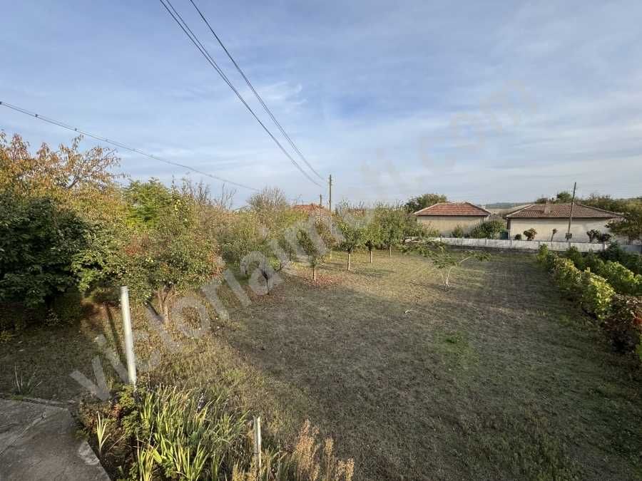 Продава се Къща в Велико Търново, Център - 200 кв.м за 263 €/кв.м - Снимка #2