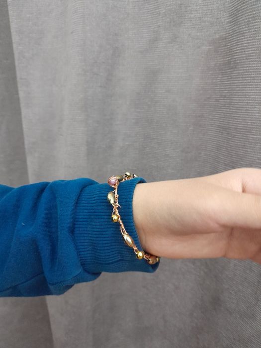 Браслет хороший подарок для мамы