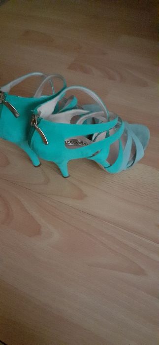 Sandale de damă elegante