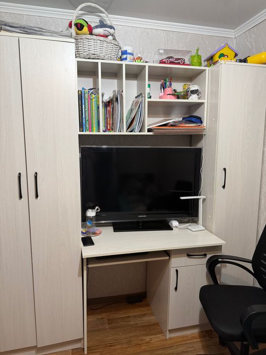 Срочно продам детскую стенку