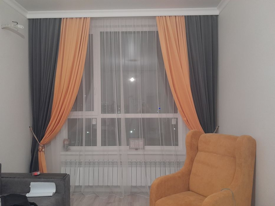 Продаётся готовые шторы новый комплект