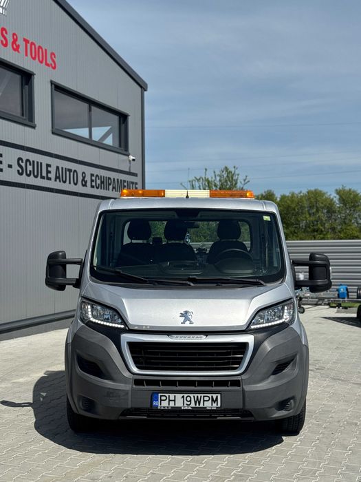 Vand Peugeot Boxer Autoplatforma Tijhof , fabricatie 2015, motor 2.2 diesel, TVA deductibil