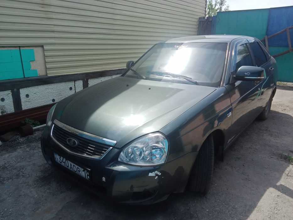Продам Приору  хетчбек