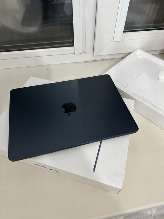 Продам MacBook Air
