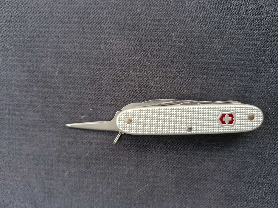 Victorinox Farmer X