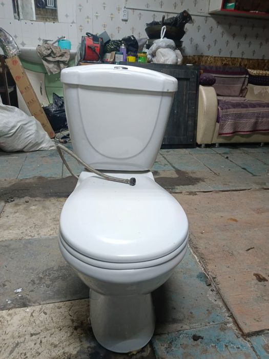 Продам унитаз б/у