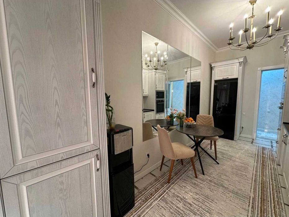 Яшнабад ор Паркентский 2х ком Евро ремонт 72м2;