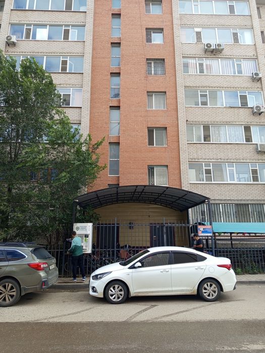 Продам 2 комнатную квартиру в 12 микрорайоне
