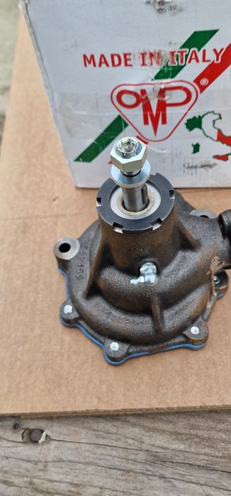 Pompa apa tractor fiat Someca 35, Someca 40, Someca 50, Someca 511, So