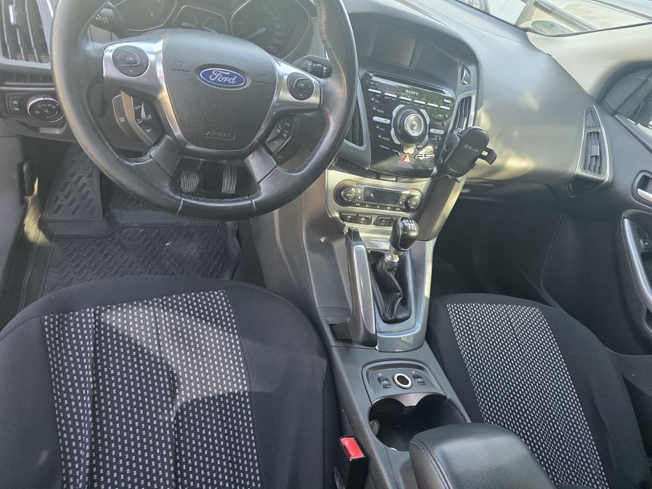 FORD Focus 2011