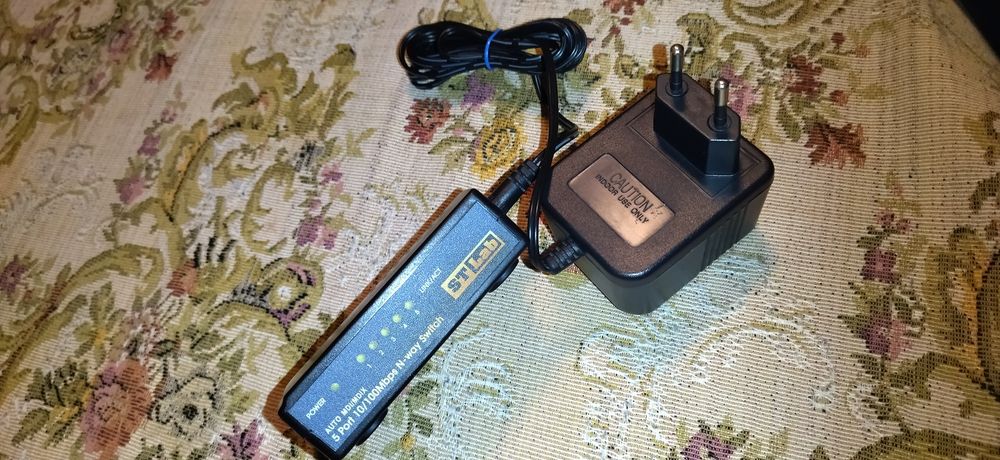 Switch stlab 5 porturi