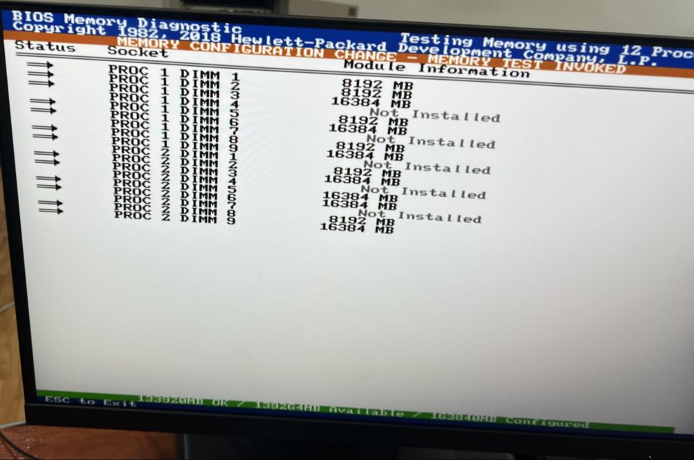 Server HP ProLiant ML350 G6 – 2x Xeon X5675 (12 cores) / 152GB RAM / 7x 600GB SAS / HP RDX