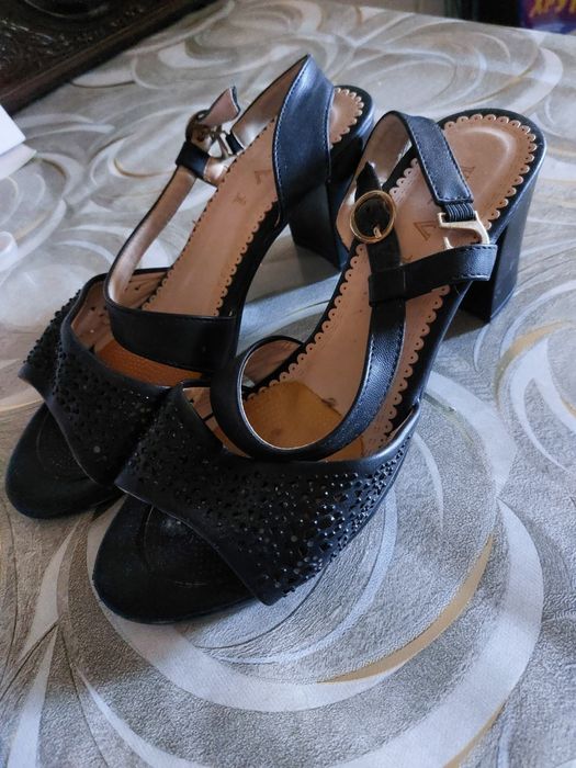 Курточка на девочку,  сумочка