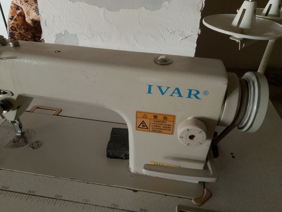 Швейная машинка IVAR