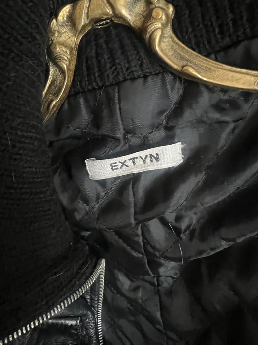 Extin дамско кожено черно манто