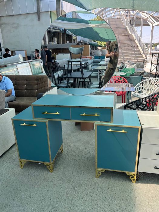 Трюмо, Камод, Tryumo