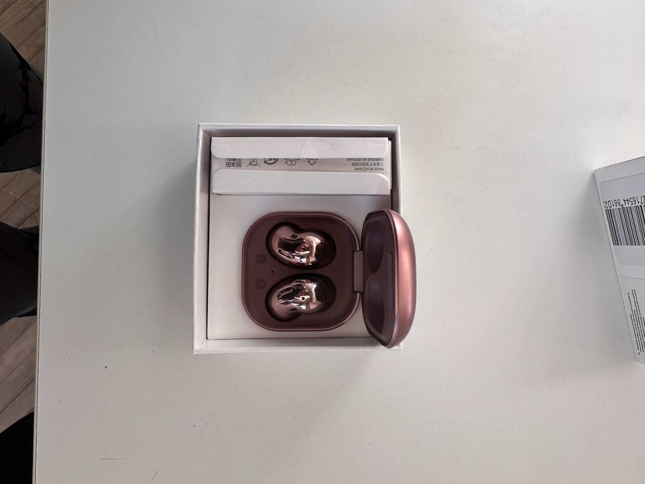 Samsung Buds Live Безжични слушалки