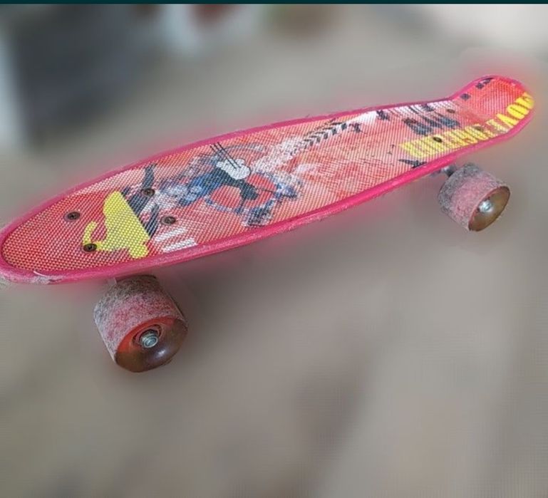 Продам скейтборды