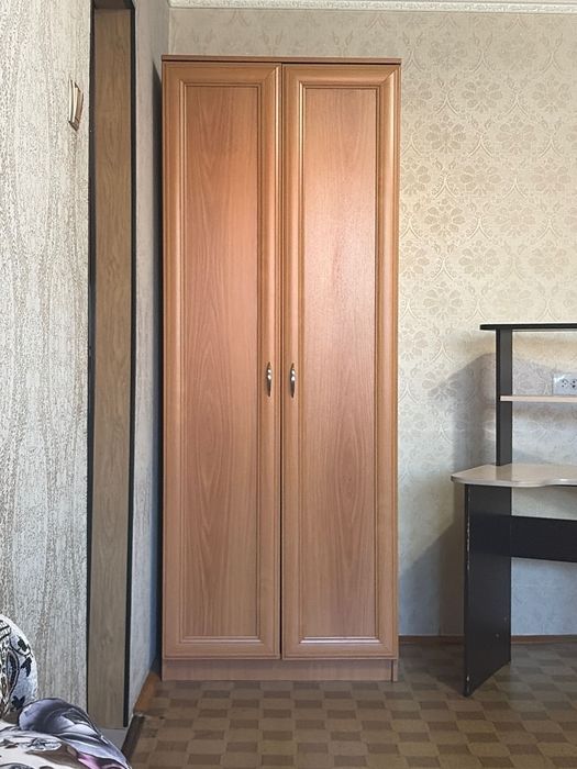 Продам шифоньер цена договорная