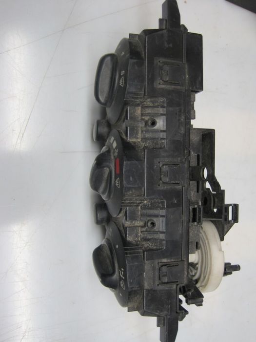 Управление за парно Мерцедес W168