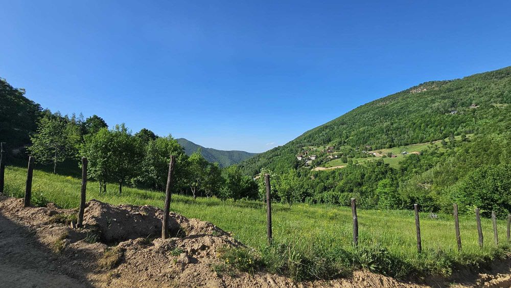 Teren intravilan – Muntele Rece | 1.812 mp | Priveliște panoramică