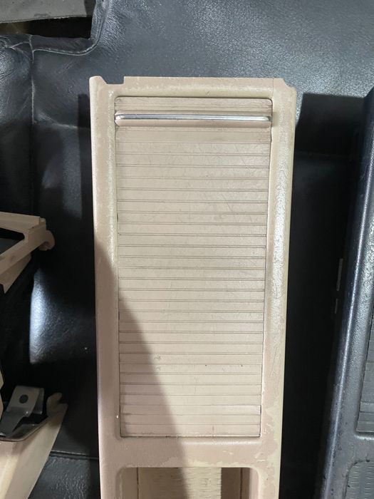 Щори пепелник и задни запалки BMW e46