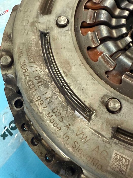 Kit ambreiaj Volkswagen Tiguan 04L141025A