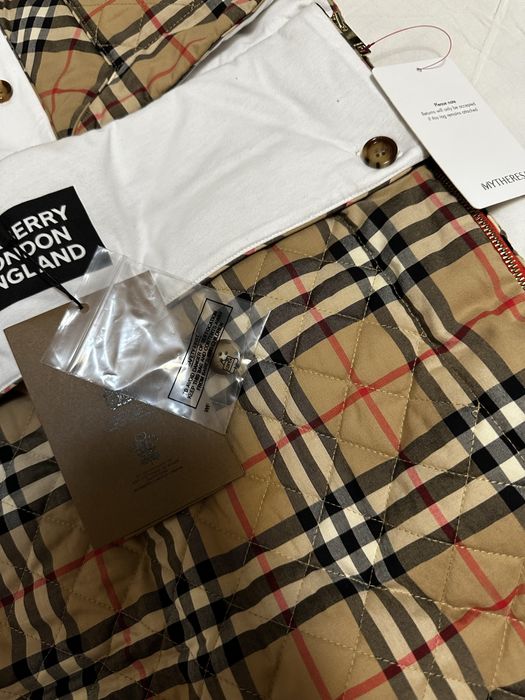 Конверт на выписку BURBERRY