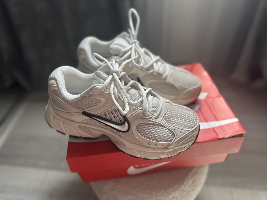 Маратонки Nike V5 RNR