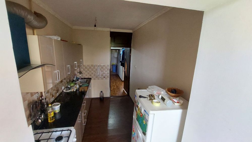 СРОЧНО!!! Продаётся 4х комнатная квартира с хорошим ремонтом.