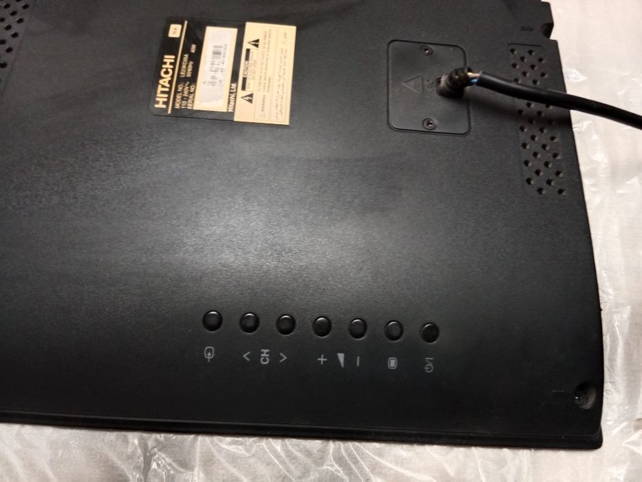 Продам телевизор б/у  HITACHI  производство Япония