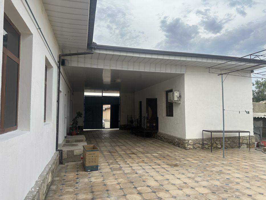 Когон шахарда участка тезда сотилади. городда( мостдан у томонда)