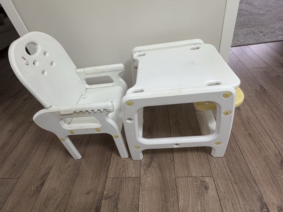 Детский стол для кормления со стулом