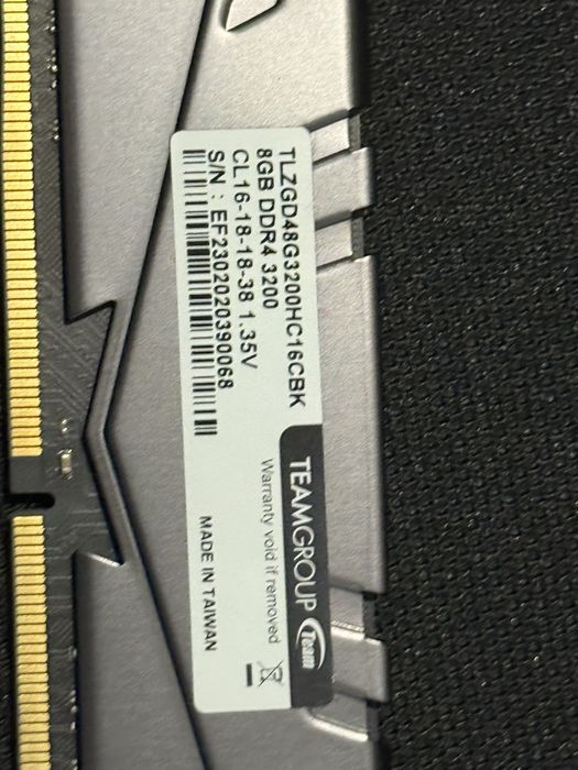 Плочка RAM 8GB DDR4 3200