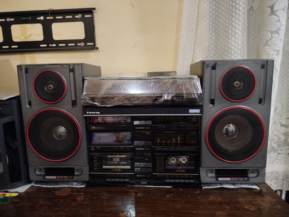 Prodaetsa Sotiladi Sanyo 6100