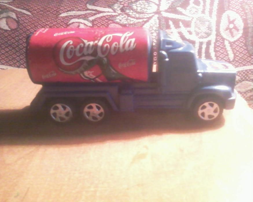 Игрушки (пластмассовые)