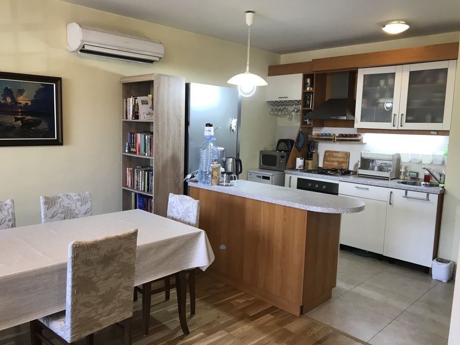 Дава се под наем Тристаен апартамент в София, Борово - 90 кв.м за 637.5 € - Снимка #1