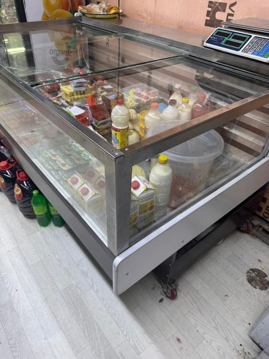 Холодильник для магазина