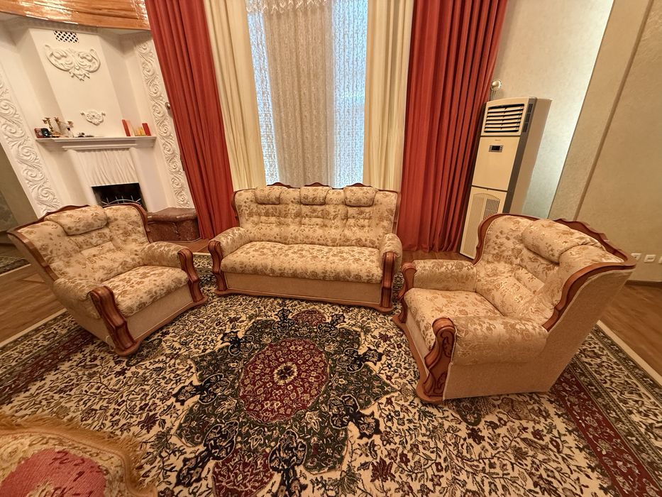 Кресло диван в идеальном состоянии