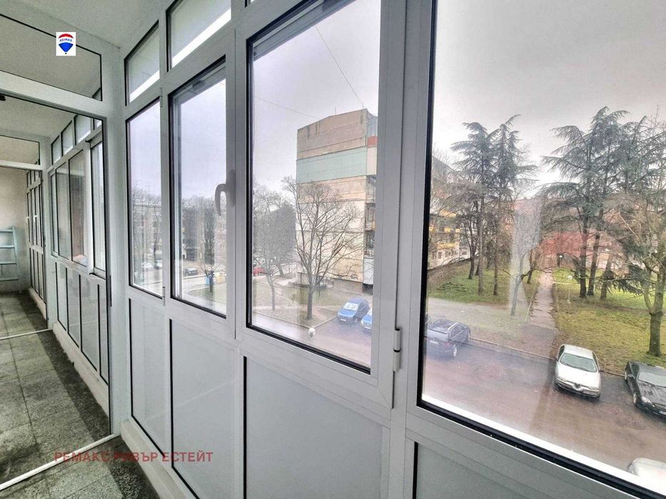 Двустаен апартамент за продажба кв. Здравец