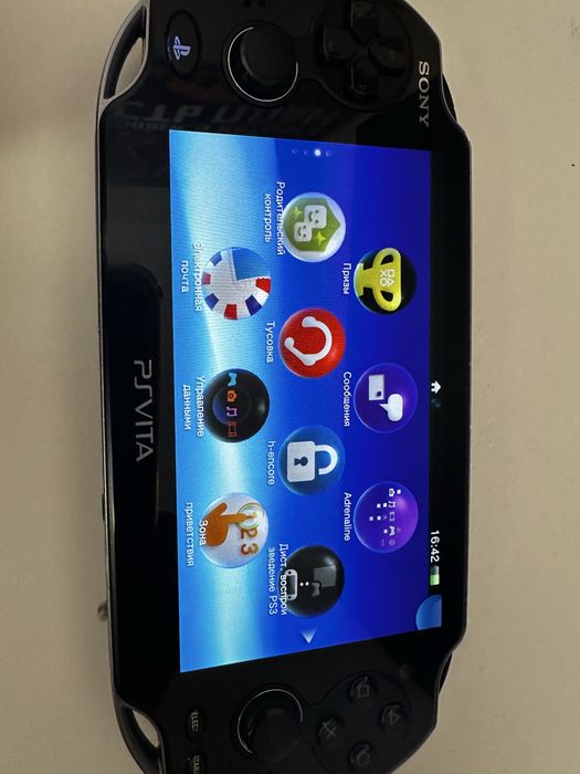 Продам ps vita прошитая