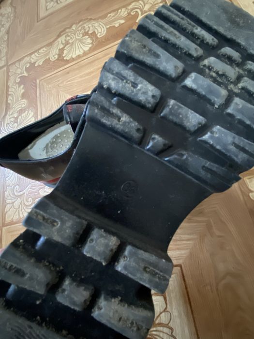 Женские лоферы продам