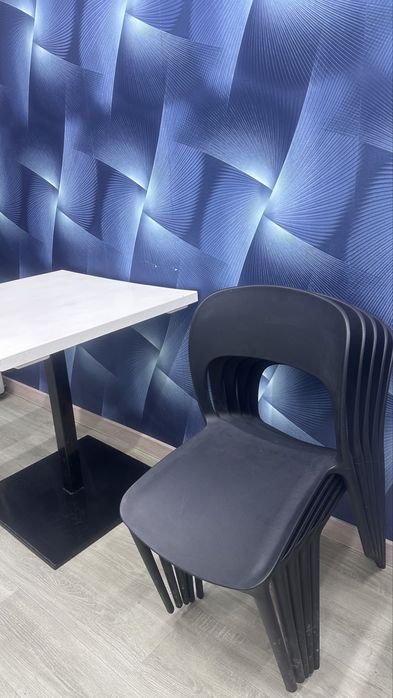 Столы стулья для общепита/ кофейни