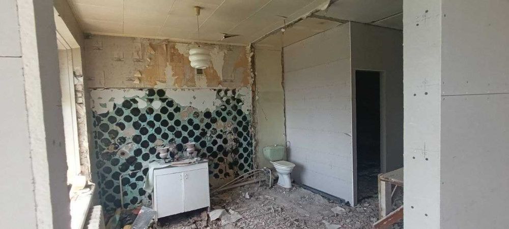 Продается СРОЧНО 1/5/5 ул Мирабад 36 кв2 ор-р Гостиница Россия (RV)