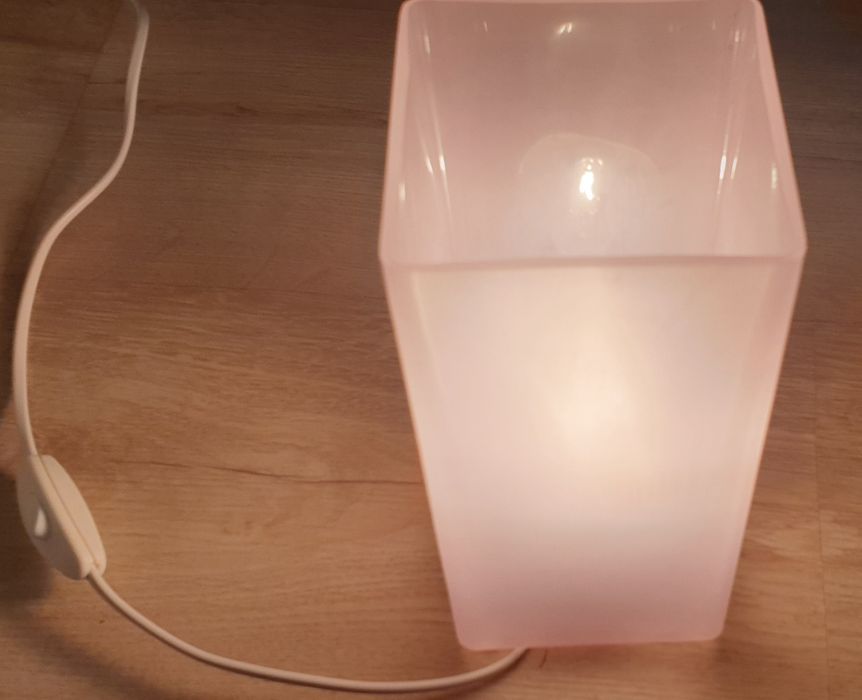 Veioza-lampa cristal ptr  noptiera 25 lei