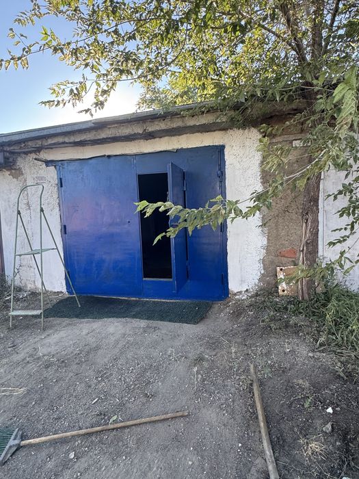 Гараж на 30 продам