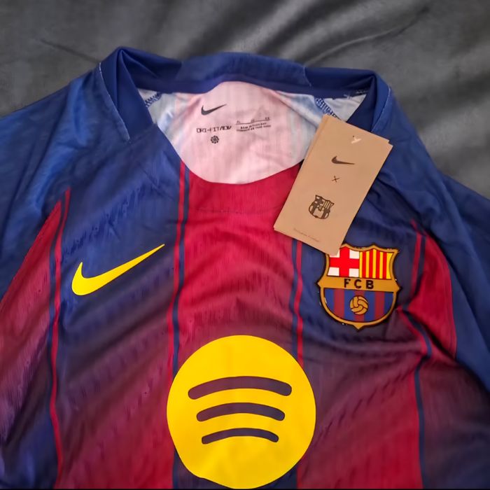 NIKE тениски на Barcelona НОВИ