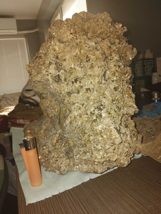 16 кг.Кристали/минерали