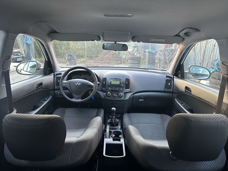 -Hyundai i30 facelift-1.4benzina-109cai-euro4-2010-germania adusa-